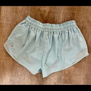 Lululemon athletic shorts ice blue/mint